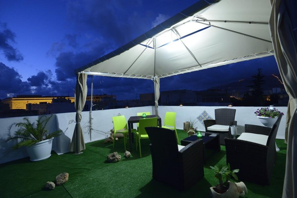 Orfani Apartments Trapani Exterior foto